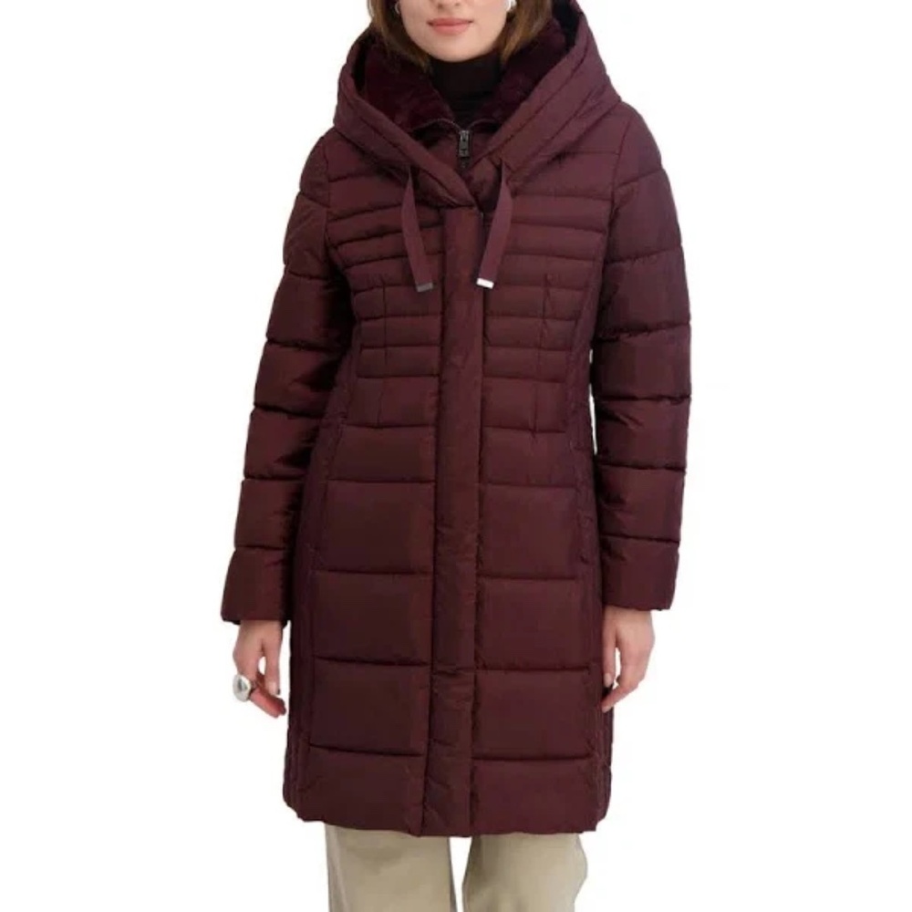 Tahari Longline Bibbed Puffer Coat -- EUC!